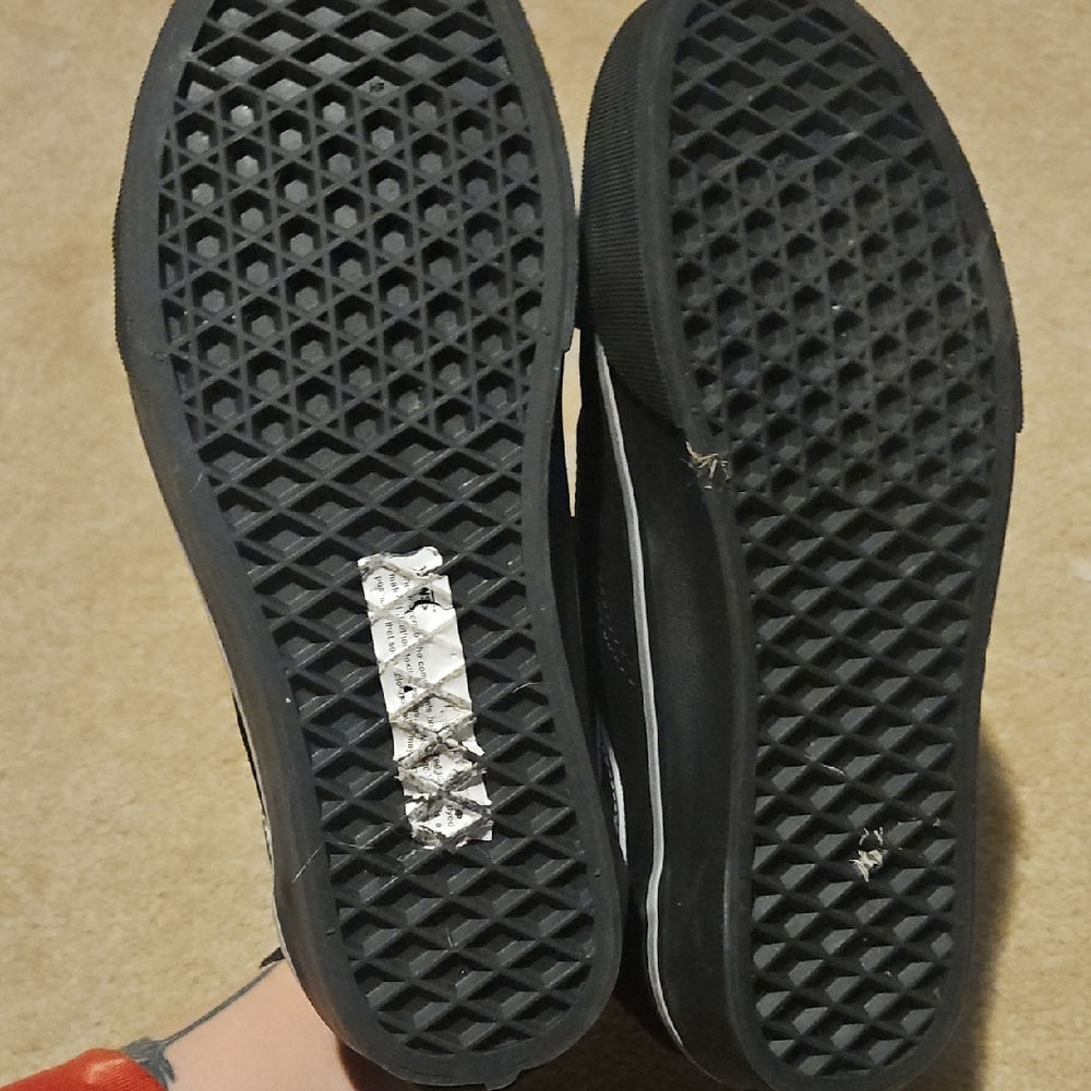 Classic Black and Silver Low Top Vans - Picture 4 of 10